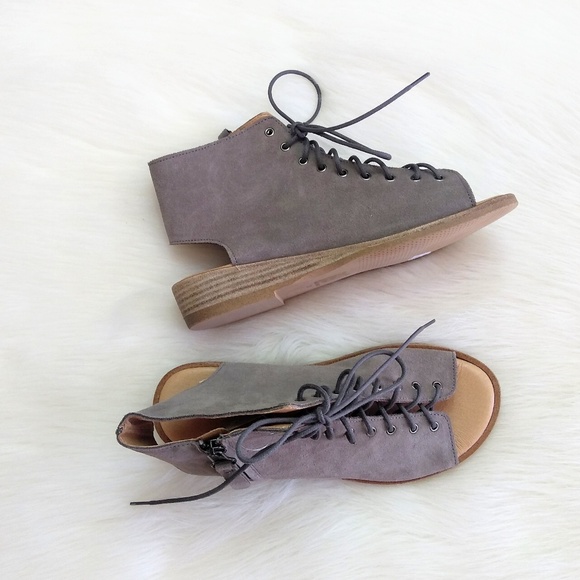 ❤️LAST PAIR❤️🌿SUEDE TOVA SANDALS🌿 - Picture 3 of 8